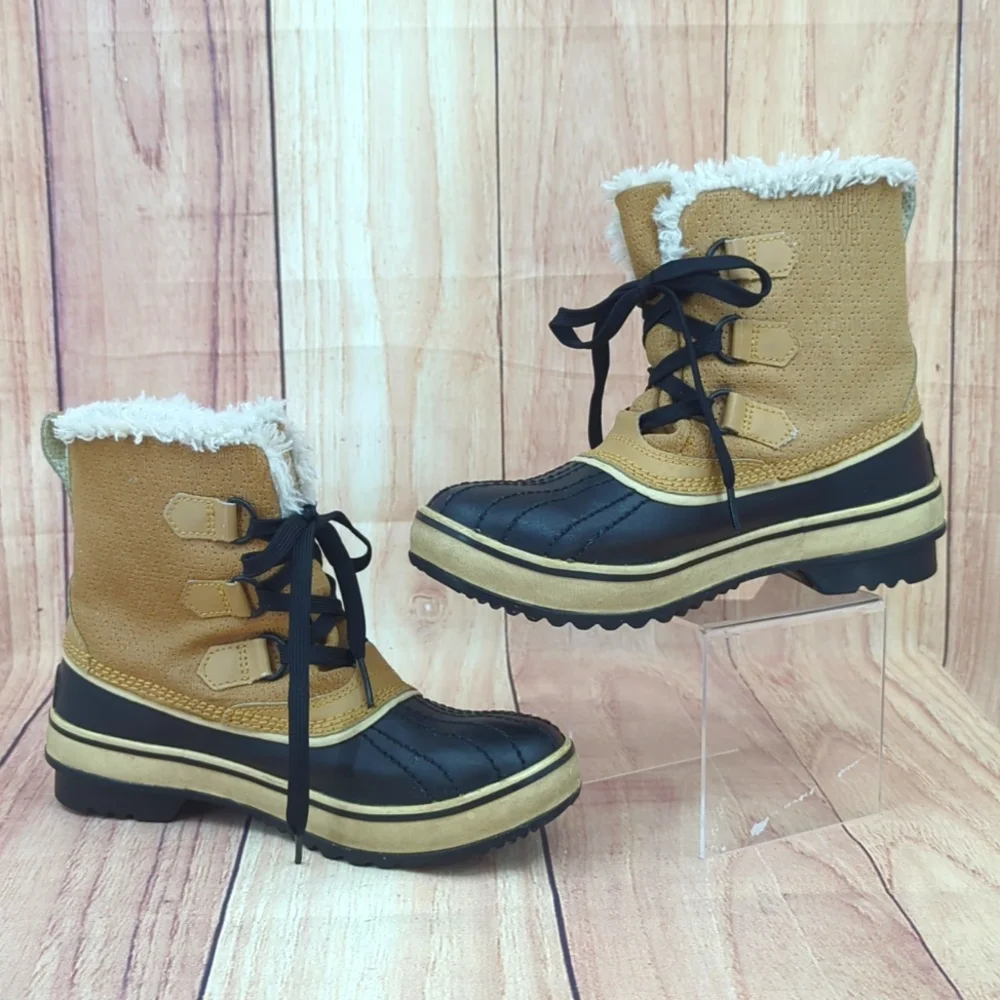 Sorel Tan and Black Winter Boots - Picture 6 of 8